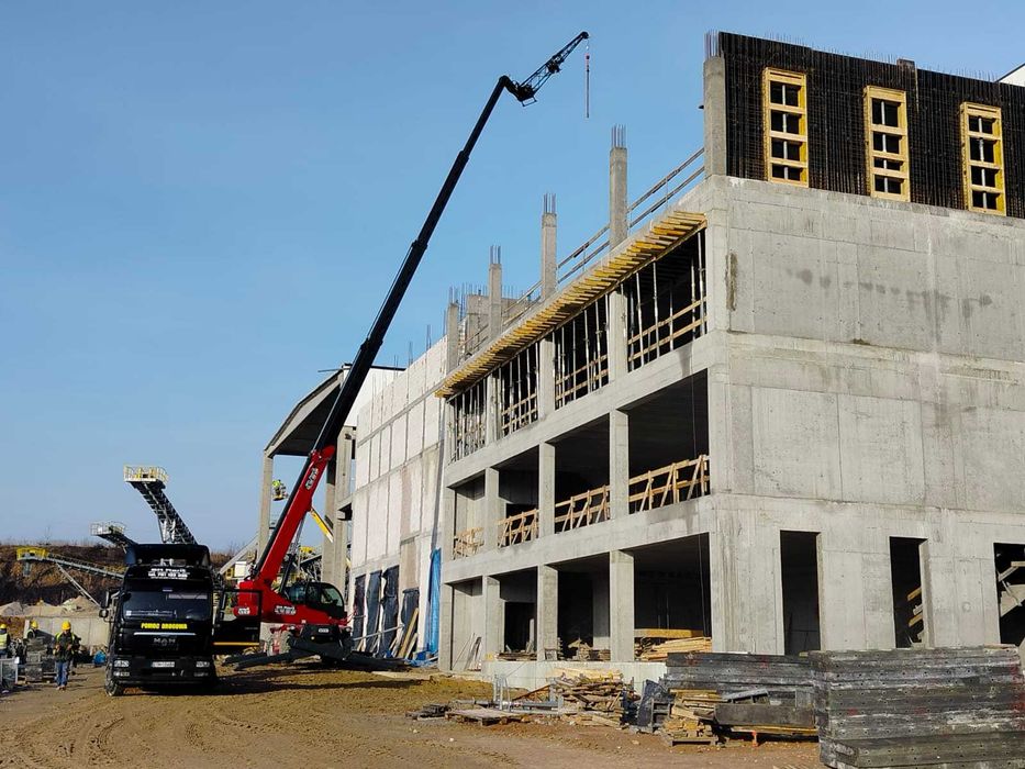 Ładowarka 30m  6ton wynajem usługi Łódź
