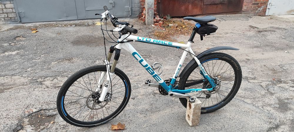Велосипед CUBE LTD RACE rox shox avid deore XT