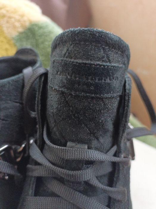 Продам женские хайтопы зимние кеды John Galliano 39р 25.5-26 см