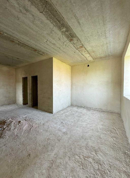 Продаж 2 к + кухня вітальня квартири в смт Запитів БЕЗ КОМІСІЇ. єОселя