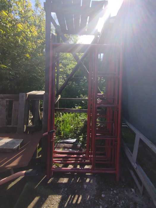 Ліса будівельні ( в оренду )