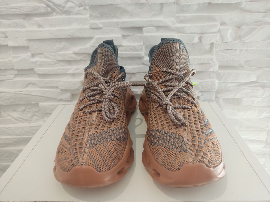 Buty sportowe męskie 39 (25 cm)