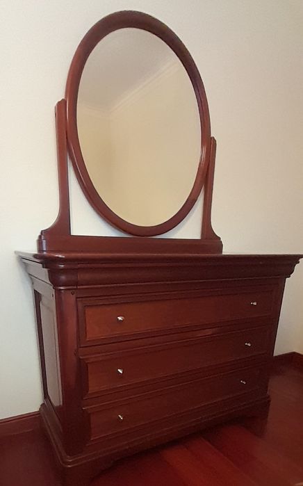 Cómoda + Guarda fatos