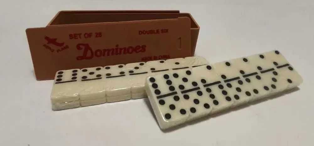 Nowe domino gra w estetycznym pudełku