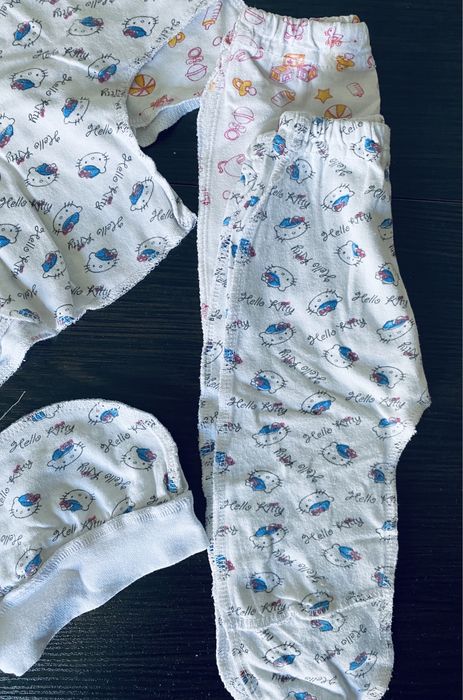 распашонки, ползунки, шапочка - набор в роддом