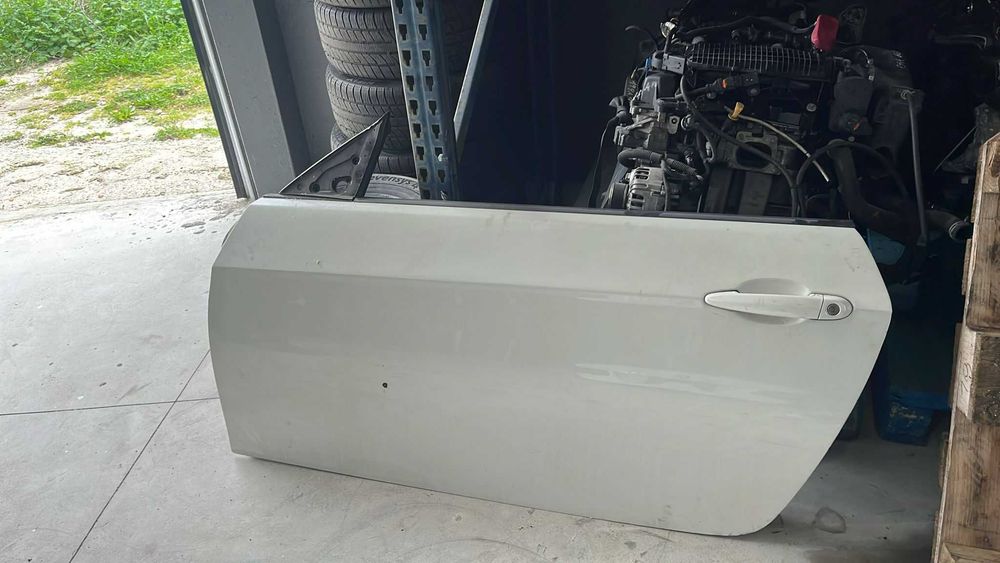 Porta esquerda Bmw serie 3 e82