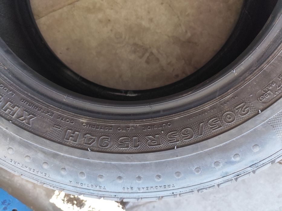 Pneus 205/65r15 Michelin ocasião 95% piso
