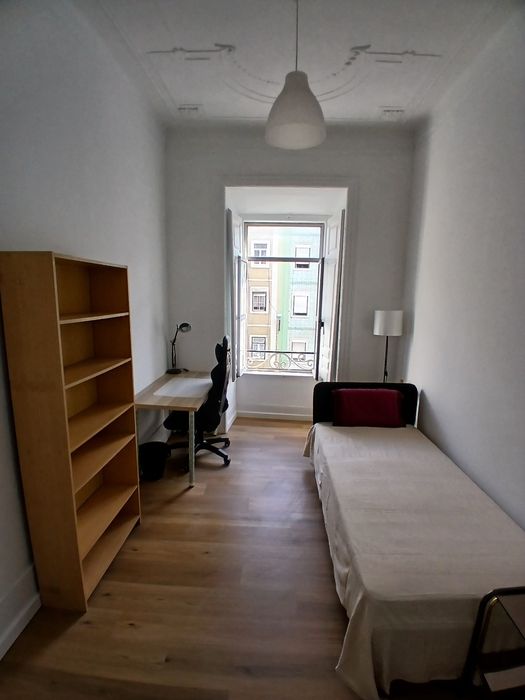 Arrenda-se Quarto para Estudante Universitário