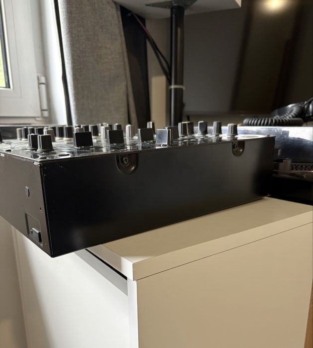 Mesa Mistura Pioneer DJM 800