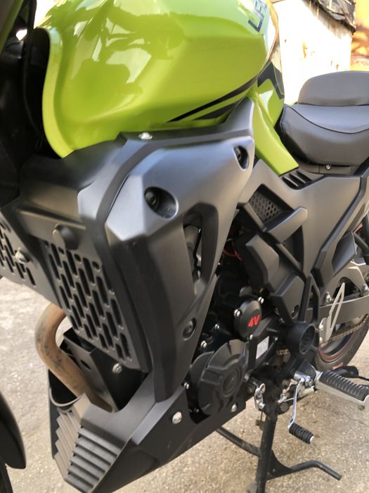 Продам мотоцикл Lifan sr 220