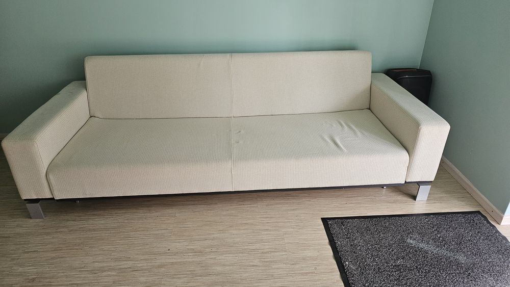 Oddam kanapy ,odbiór własny.