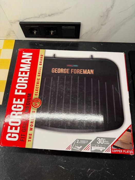 Гриль-барбекю електричний George Foreman Medium