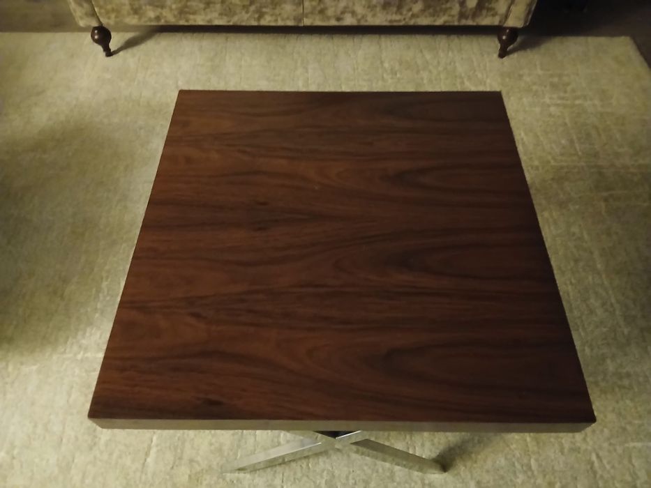 Mesa de apoio - Tampo polido e pés inox polido