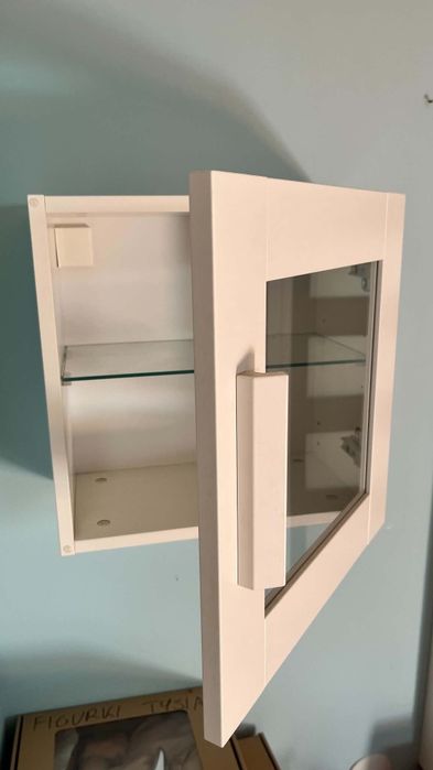 Szafeczka ścienna Ikea Brimnes