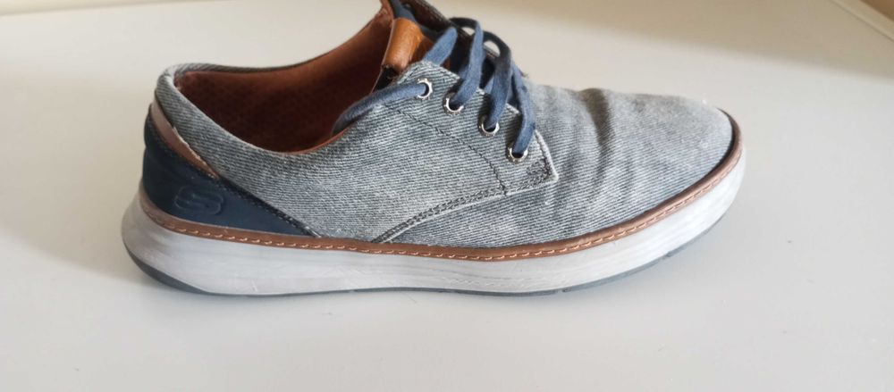 Calçado skechers homem