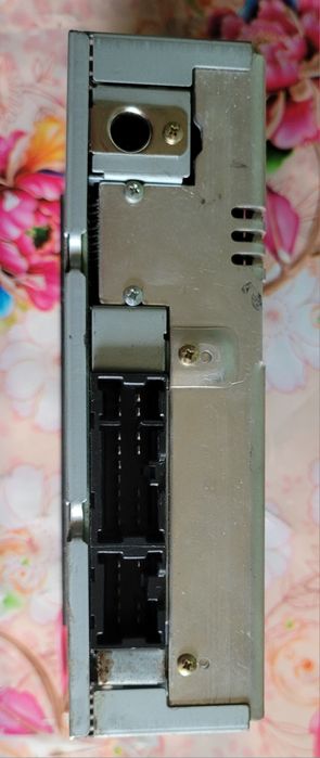 Продам магнітолу