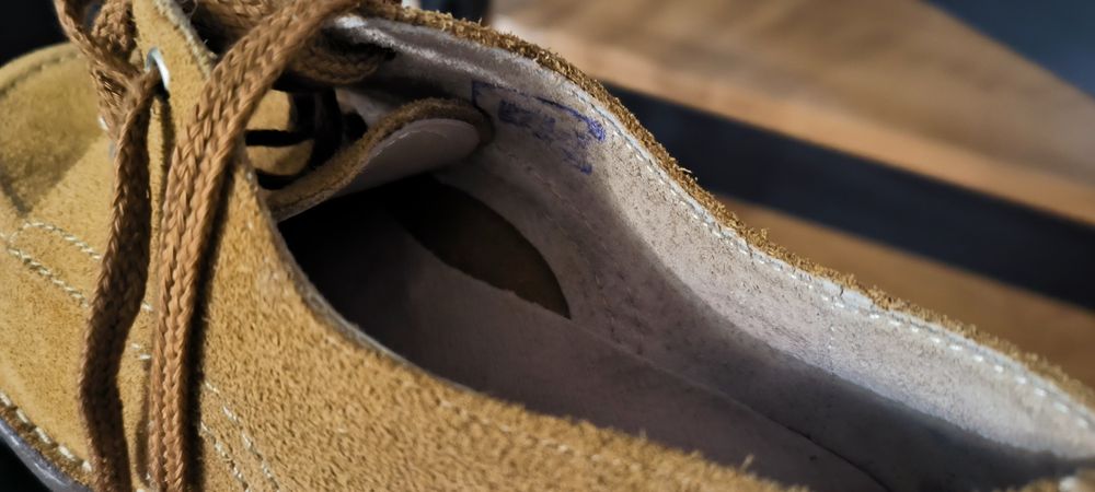 Nowe skórzane buty radomskór z 1984 roku.
