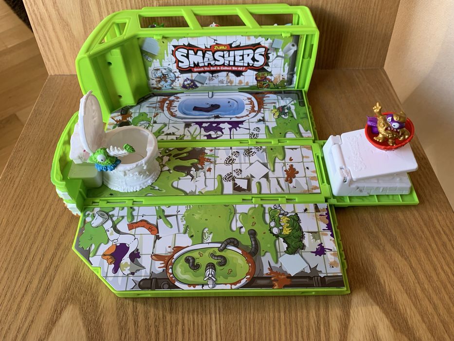 Smashers da Zuru (camião + 12 bonecos)