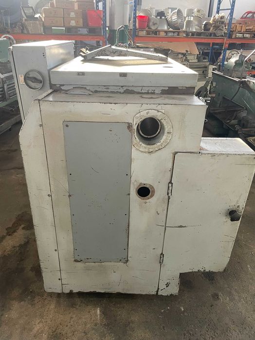 Torno mecânico 1500 mm (usado)