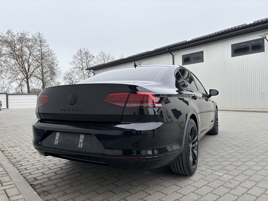 Volkswagen passat black edition