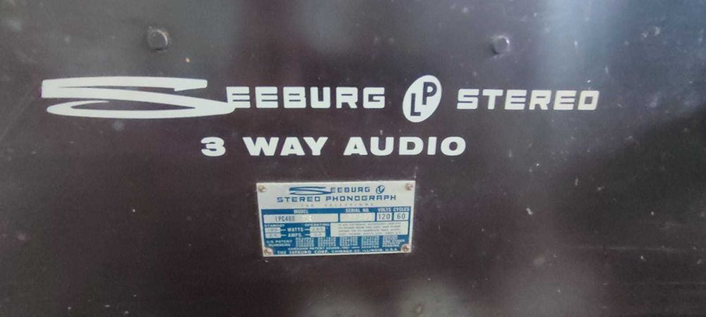 Máquina de Música Antiga