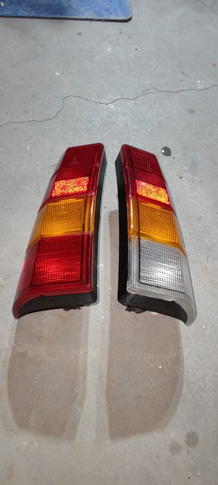 Porta da Frente direita Opel Kadett e faróis traseiros E Caravan