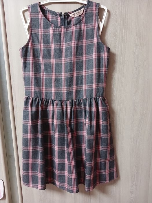 Одяг до школи 128р-р сарафан, блуза,спідниця, кофта