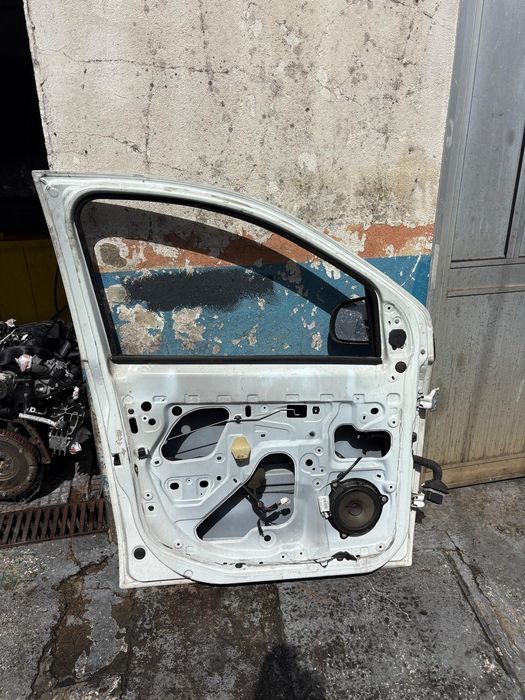 Porta frente esquerda Dacia lodgy dokker
