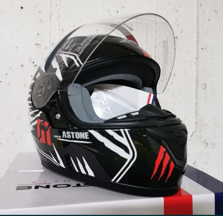 Capacete Integral Criança Astone GT2 Predator Kids ( NOVOS )