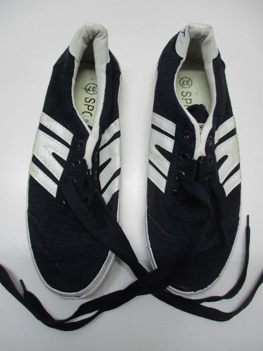 Tenisówki halówki nowe 36 rozmiar