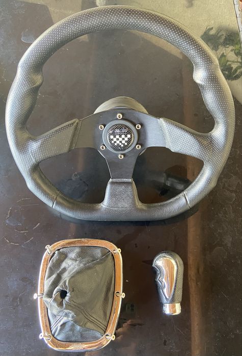 Volante, fole, manete pedais S RACING