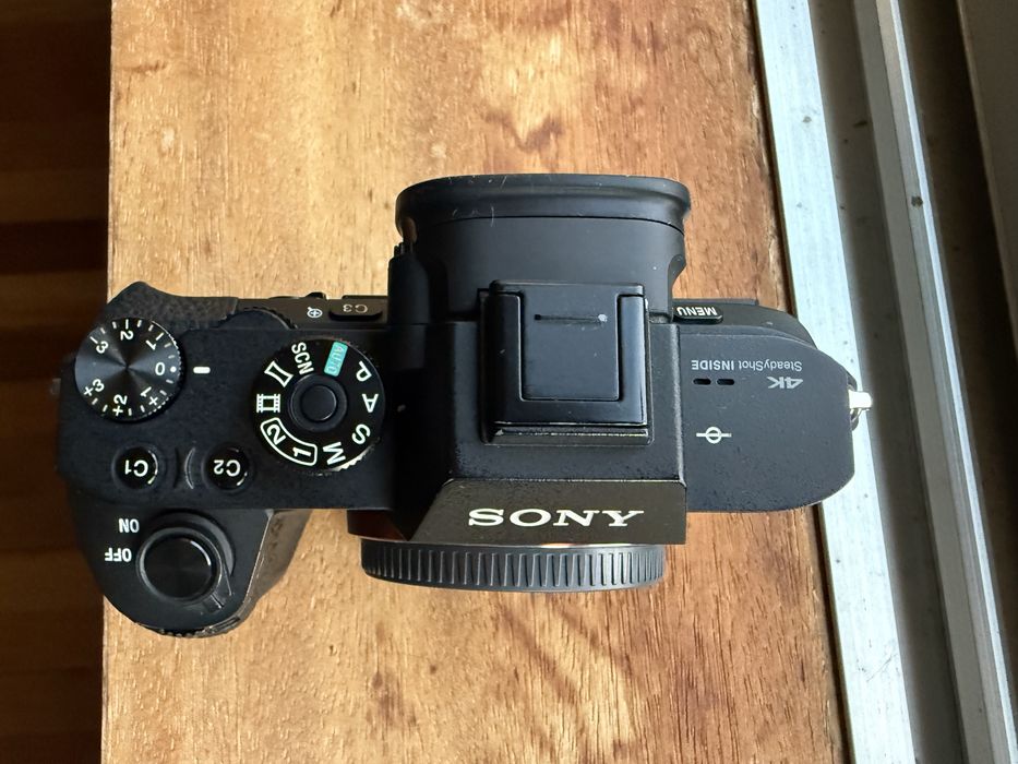 Câmara Full Frame Sony A7s II + duas baterias