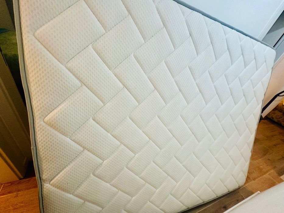 Colchao de molas casal