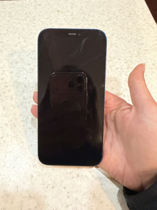 Продам Iphone 12 64gb