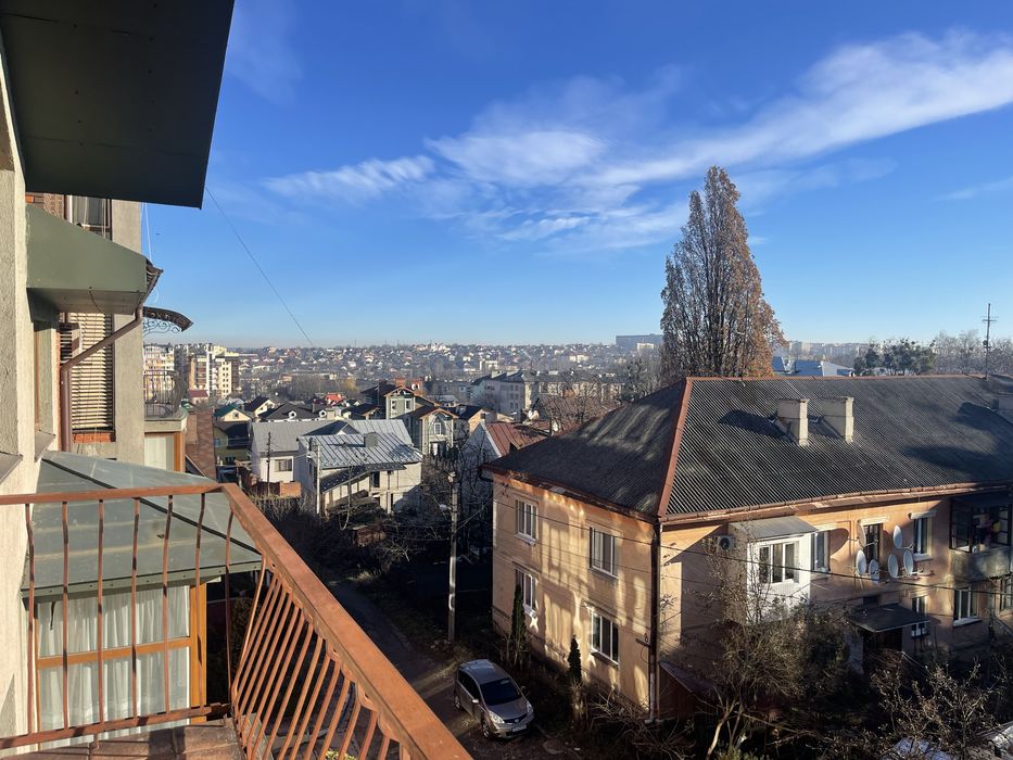 Продається не житлове офісне приміщення