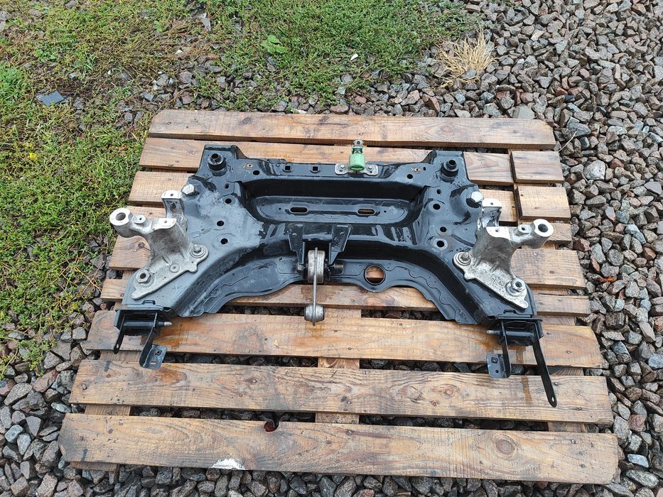 Подрамник Renault Megan 4