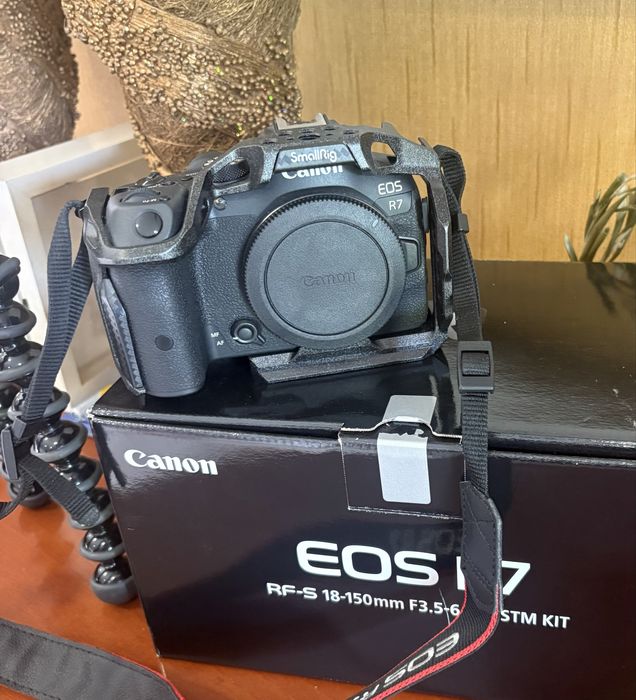 Canon r7 garantia