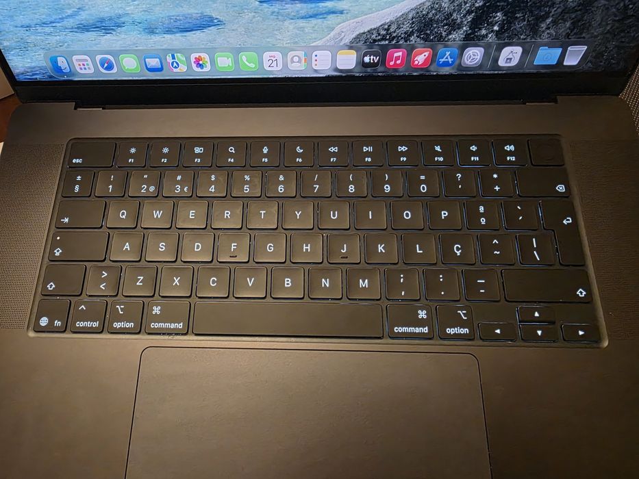 MacBook Pro M5 16.2" 24GB 1TB NOVO. Troca/retoma. Fatura, garantia. 22 ciclos. Oferta capa