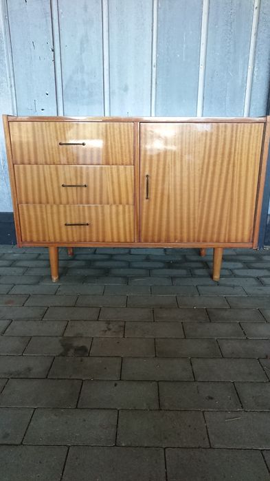 Komoda PRL (1969)