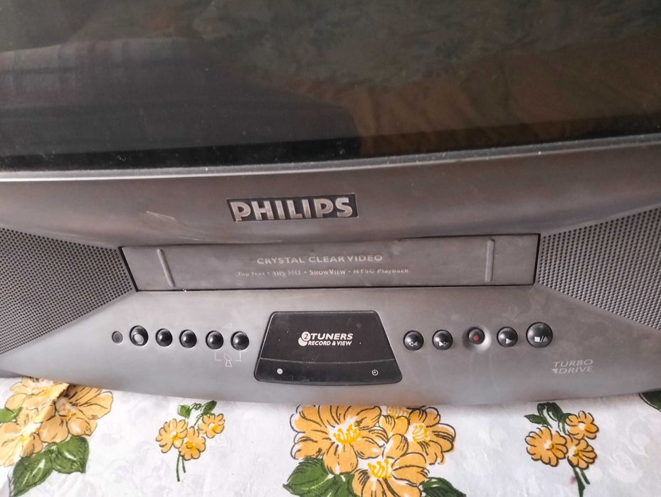 Telewizor Philips z video VHS