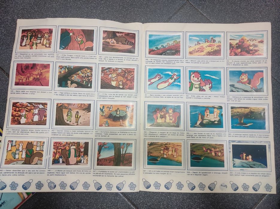 Caderneta cromos antiga Bana e Flaapi