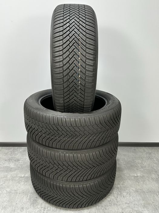 Комплект нових шин Continental AllSeasonContact 235/50 R19 99T