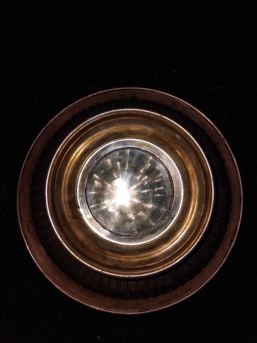 Taça decorativa vintage com pé