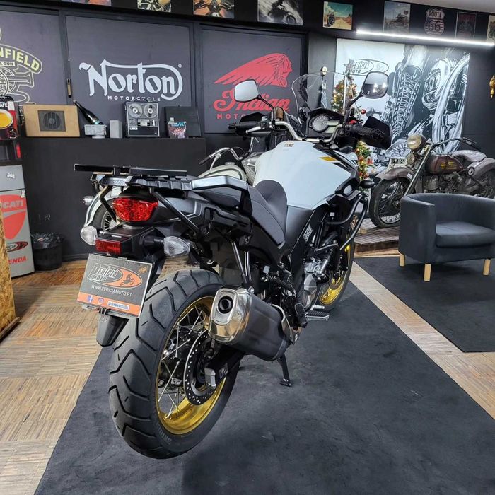 Suzuki V-Strom 650 XT 2022