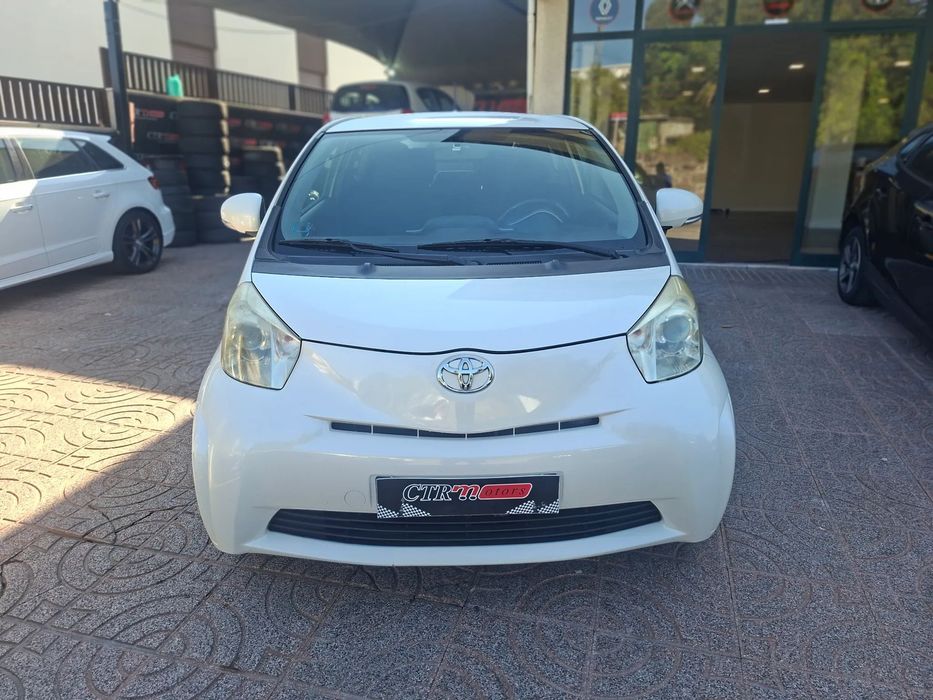 Toyota iQ 1.0 VVT-i 2 MultiDrive