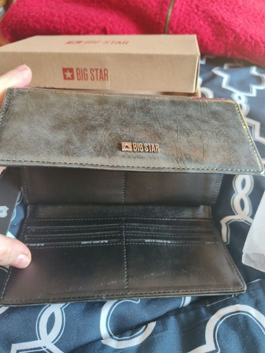 Piękny  duży portfel lakierowany Big Star