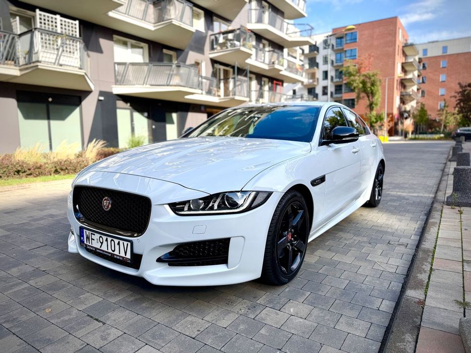 Jaguar XE