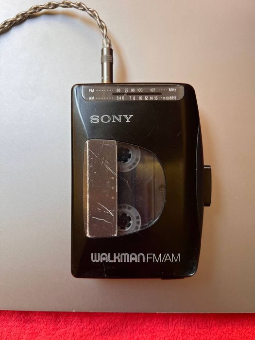 Sony Walkman WM-FX10 FM/AM + навушники в подарунок