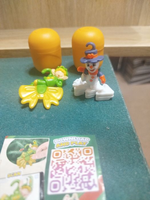 Киндер сюрприз новорічний( 6 шт)