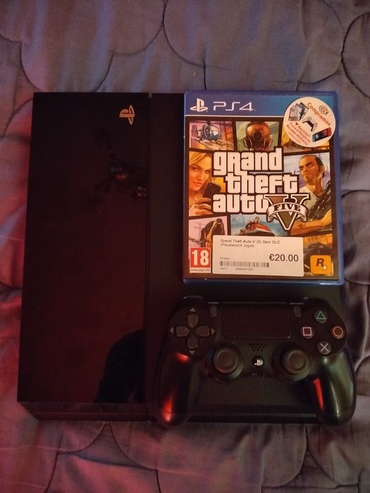 PlayStation 4 impecável